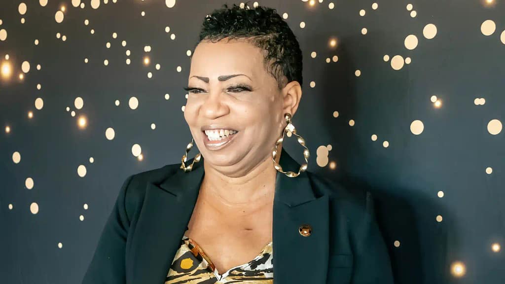 My Reflections of Grace – Glenda Thomas's Story