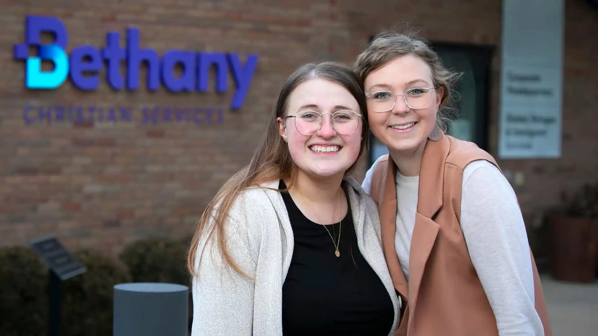 Journey-article-headers students taking a photo