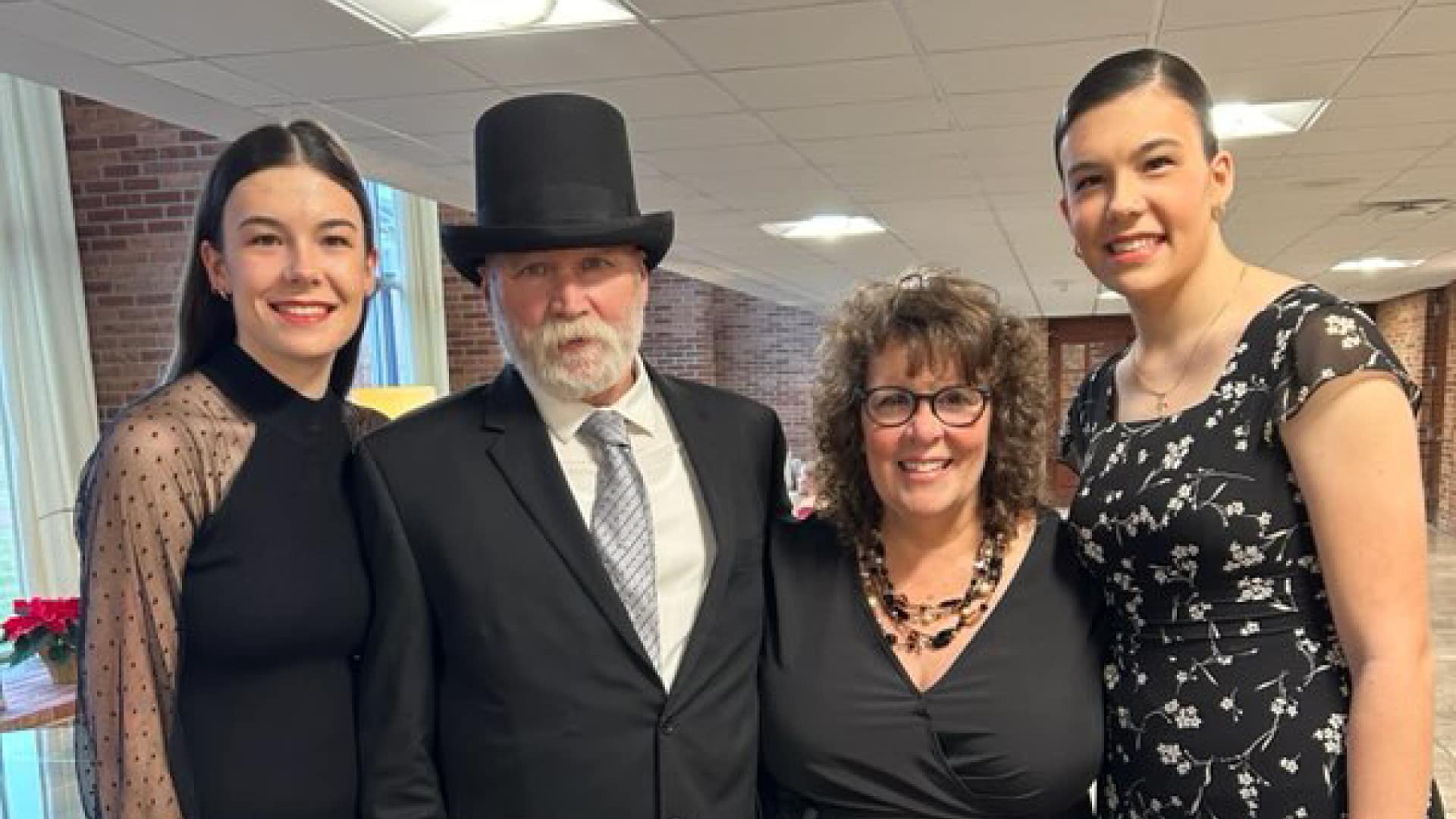 Izzy & Zoey with parents Aunt Ginna & Uncle Jack