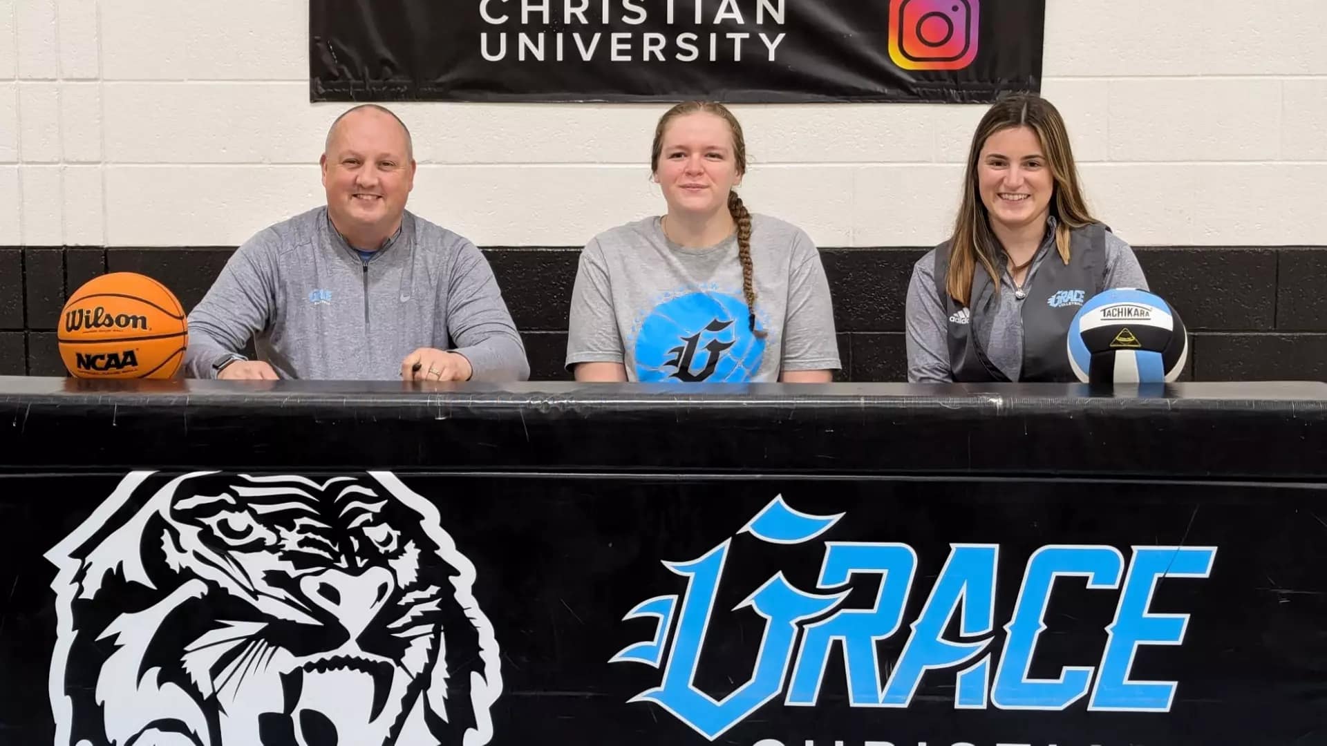 PXL_20241216_223521109